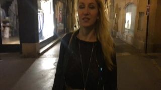 ElisaDreams - Flashing In Public In Aix En Provence